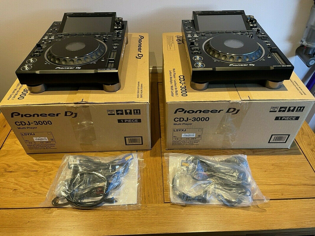 Pioneer CDJ-3000 Multi-Player / Pioneer DJM-A9 / Pioneer DJM-V10-LF ...